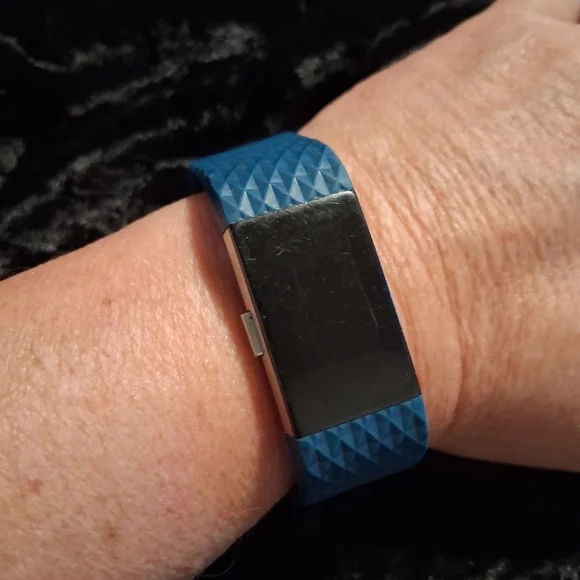 Fitbit Charge Fitness Tracker With Leather & Blue Band. - Picture 3 of 4